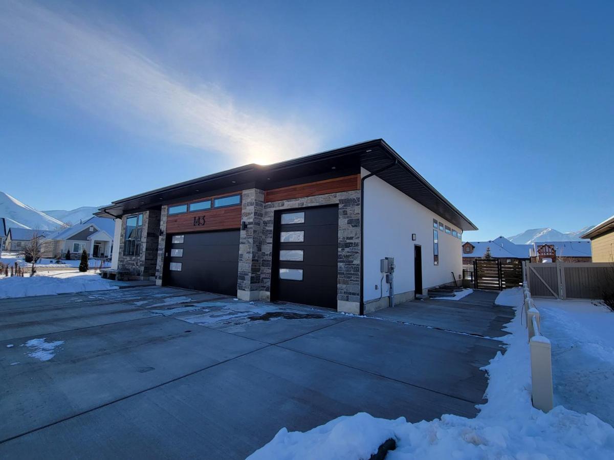 Spacious & Modern Apartment, Close To Universities And Mountains Mapleton Екстер'єр фото